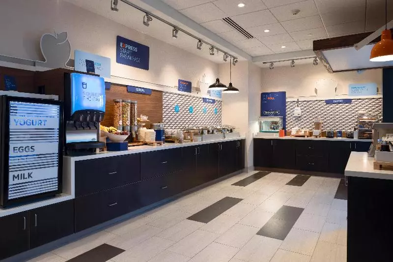 Hotelli Holiday Inn Express & Suites   Tulsa Downtown   Arts District, An Ihg