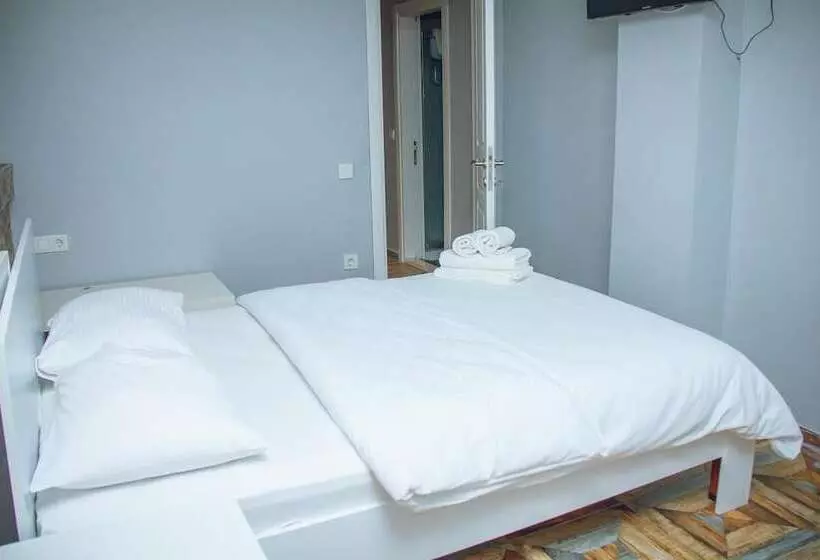 Arkem Hotel 3