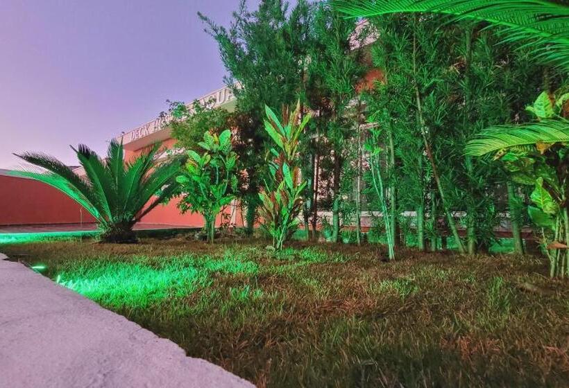 Deck Hostel Taquaral