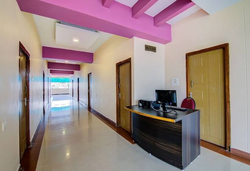 Hotel Oyo 15019 Savera Function Hall