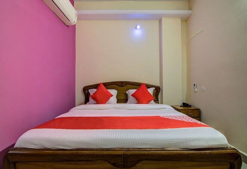 Hotel Oyo 15019 Savera Function Hall