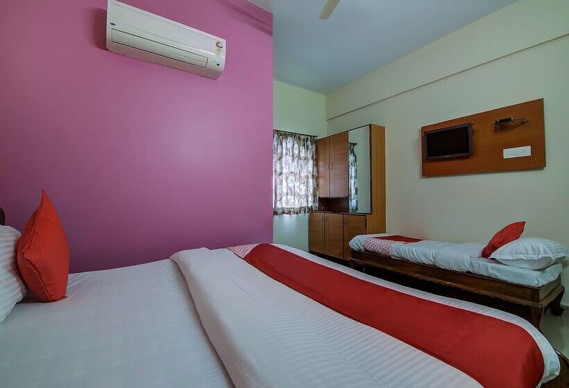 Hotel Oyo 15019 Savera Function Hall