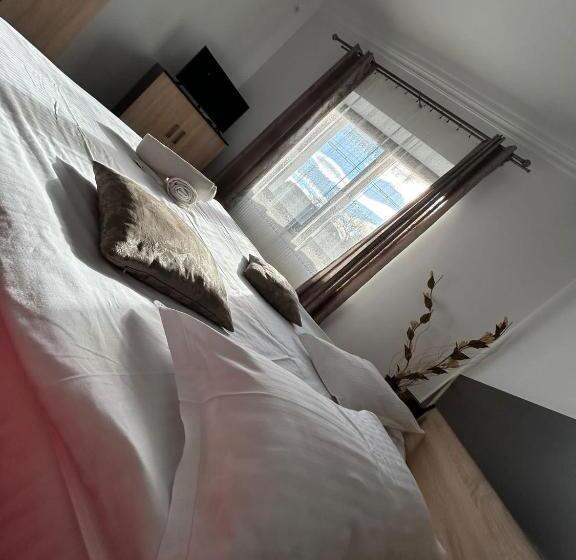 پانسیون Vila Lion