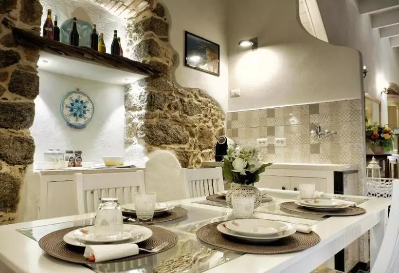 Aamiaismajoitus (B&B) Domo Sa Barra