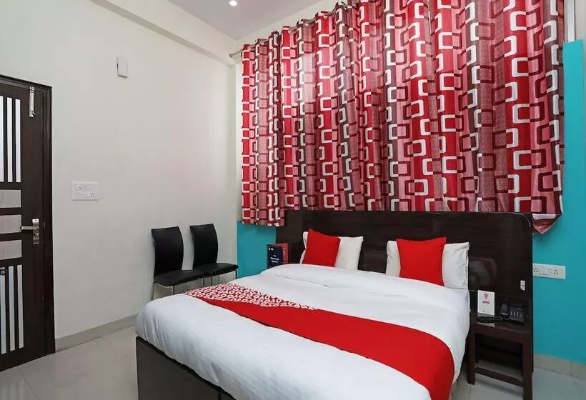 ホテル Oyo 14634 Star Guest House