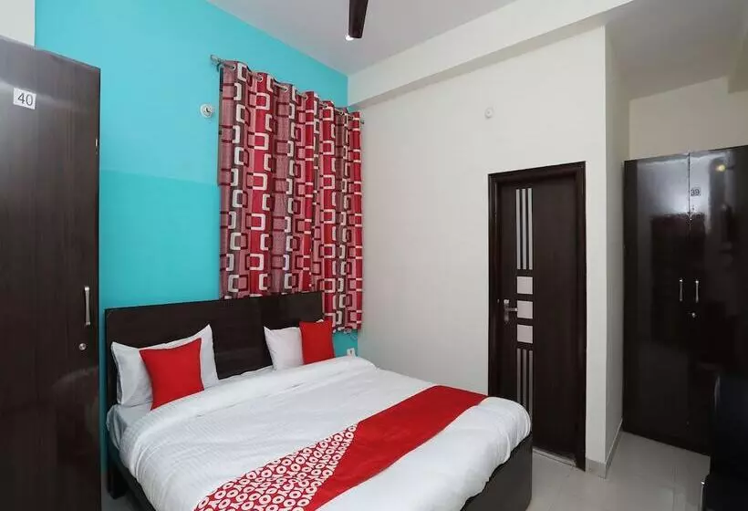 ホテル Oyo 14634 Star Guest House