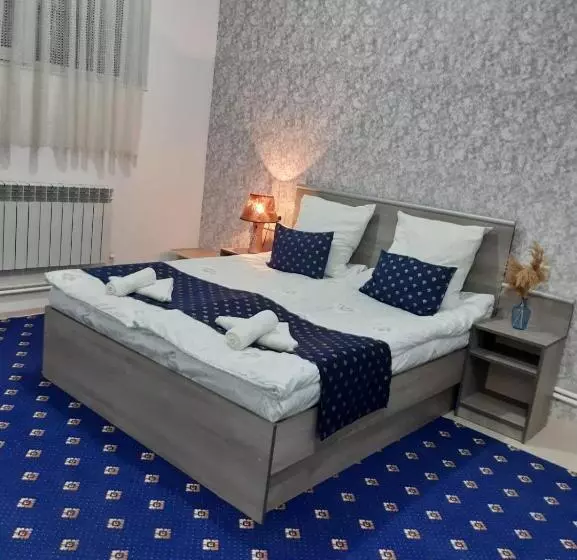 پانسیون Lind Hotel And Guest House