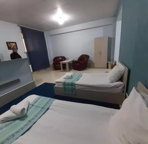 پانسیون Lind Hotel And Guest House