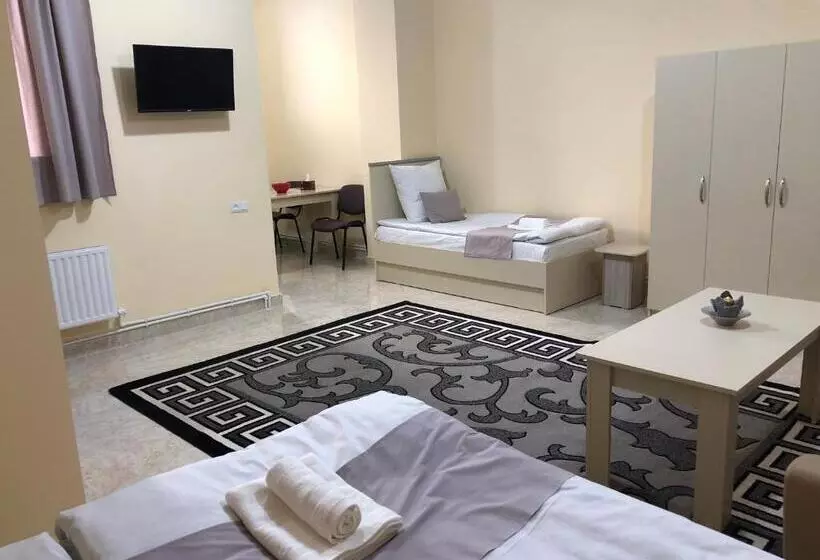 پانسیون Lind Hotel And Guest House