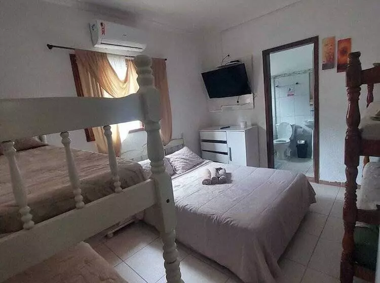 Albergue Pousada Nascimentos