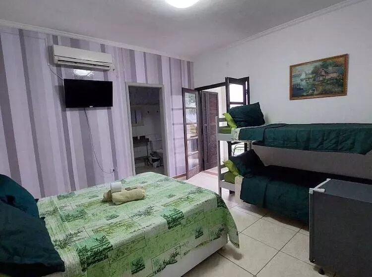 Albergue Pousada Nascimentos