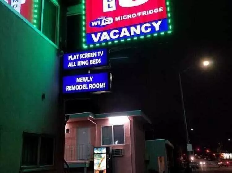 هاستل Travis Lodge Motel 16