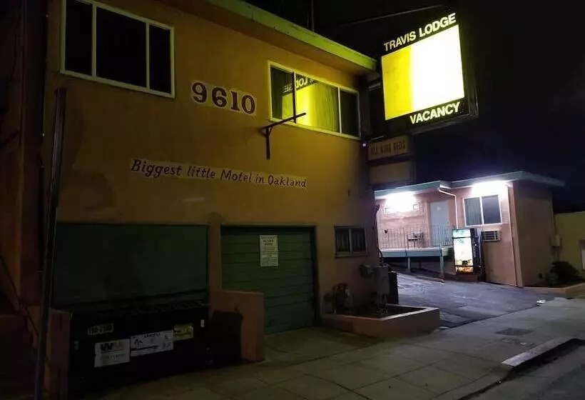 هاستل Travis Lodge Motel 16