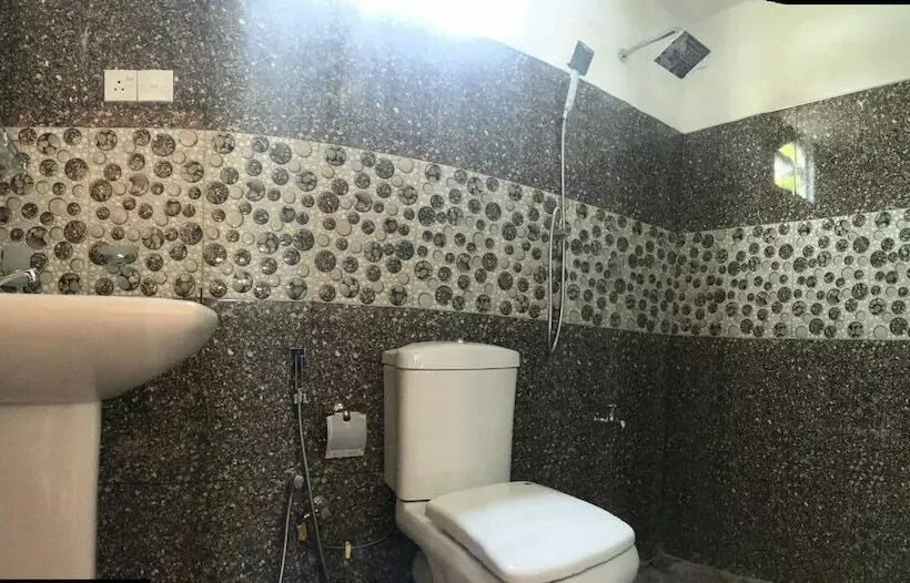 Hotelli Ran Rasa Guest