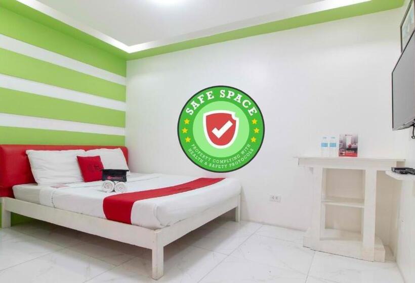 Отель Reddoorz At Dbuilders Rooms Lower Bicutan