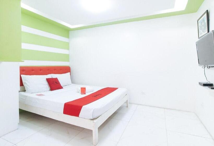 Отель Reddoorz At Dbuilders Rooms Lower Bicutan