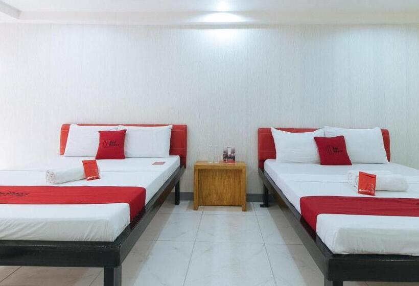 Отель Reddoorz At Dbuilders Rooms Lower Bicutan