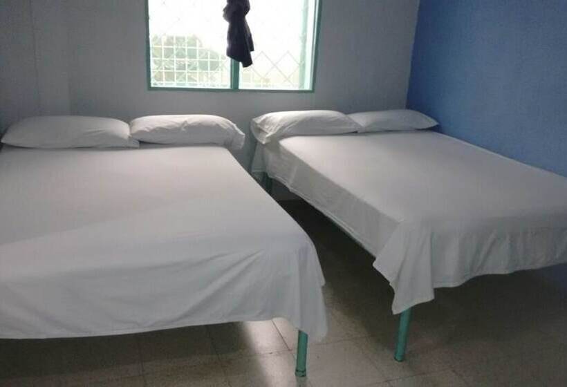 Pension Hospedaje Aquel Almendro