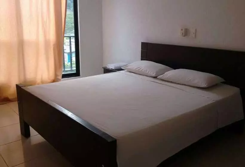 Majatalo Hospedaje Aquel Almendro