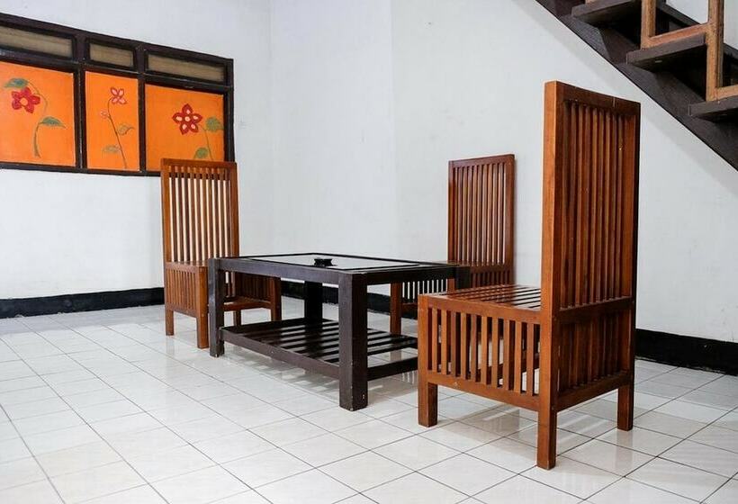 פנסיון Reddoorz Plus Near Jalan Baru Bogor