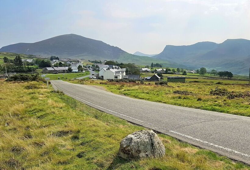 ユースホステル Canolfan Y Fron