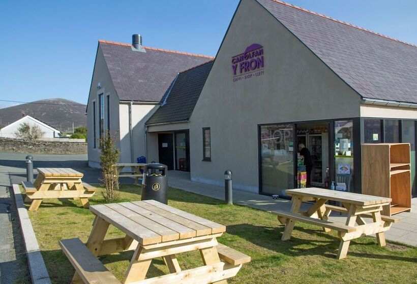 ユースホステル Canolfan Y Fron