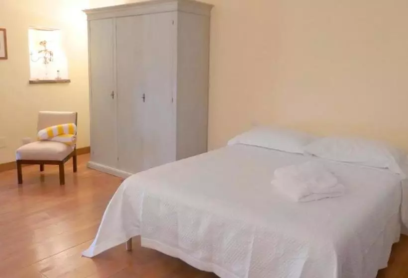 ホテル Agriturismo La Forcina