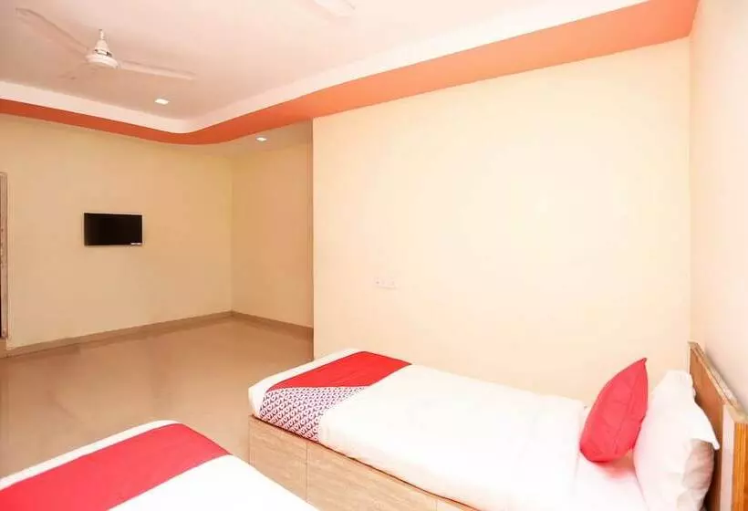 Hotelli Oyo 14354 Amar Marriage Palace