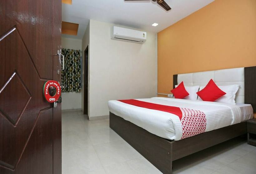 Hotel Oyo 14354 Amar Marriage Palace