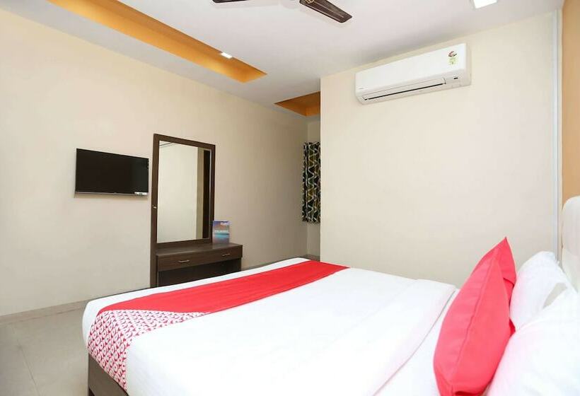 Hotel Oyo 14354 Amar Marriage Palace