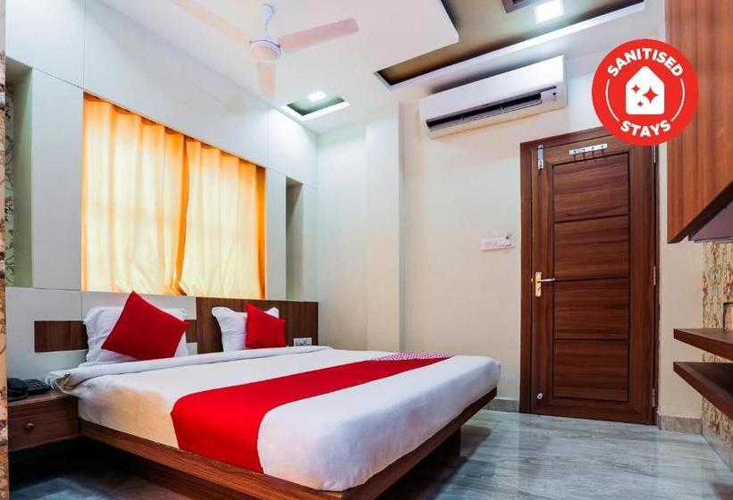 Oyo 16163 Hotel Shri Hari