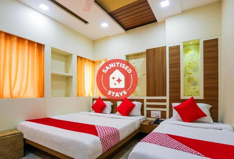 Oyo 16163 Hotel Shri Hari