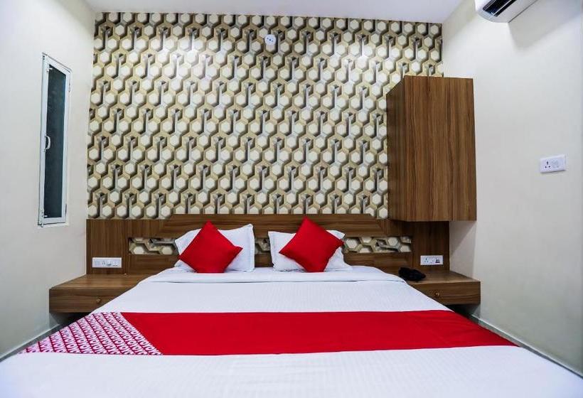 Oyo 16163 Hotel Shri Hari
