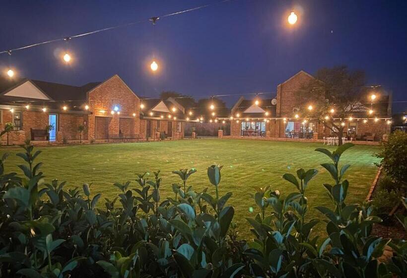 ペンション 2 Owls Guesthouse