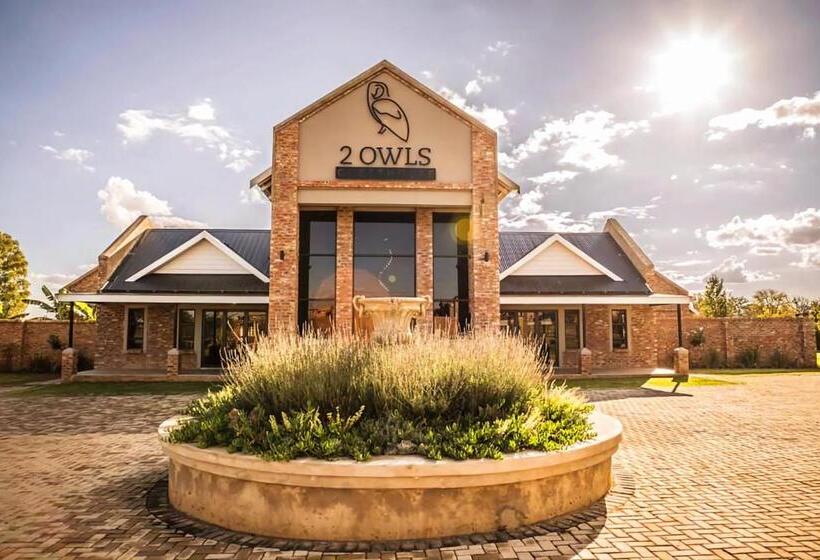 ペンション 2 Owls Guesthouse