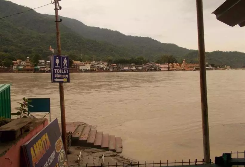 Pension  Dormitory At Ganga River
