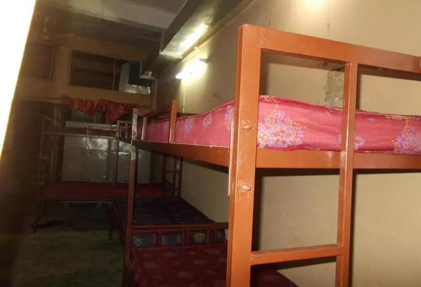 Pension  Dormitory At Ganga River