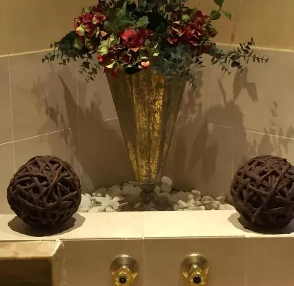 Majatalo Leeuwenhof Guesthouse