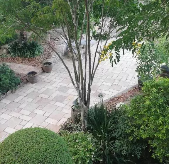 Majatalo Leeuwenhof Guesthouse