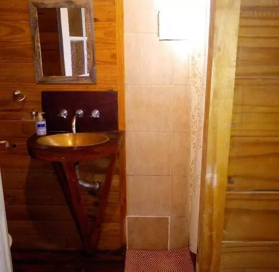 Retkeilymaja Cabaña Mandala