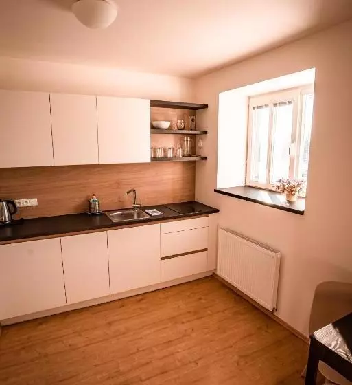 Aamiaismajoitus (B&B) Penzion Panský Dvůr Telč