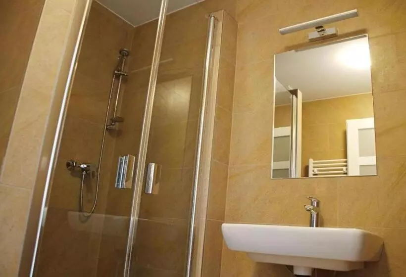 Aamiaismajoitus (B&B) Penzion Panský Dvůr Telč
