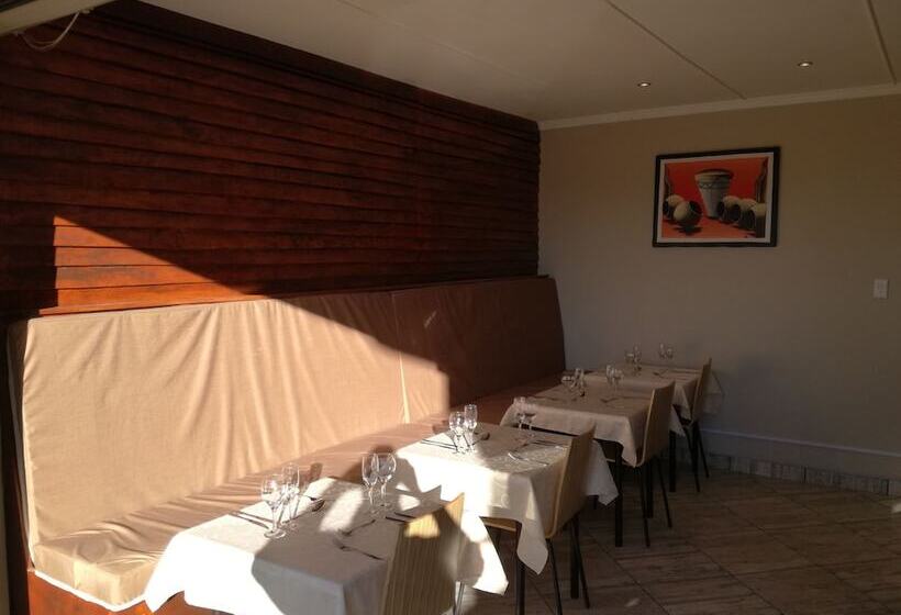 ベッドアンドブレックファースト Skylight Lodge