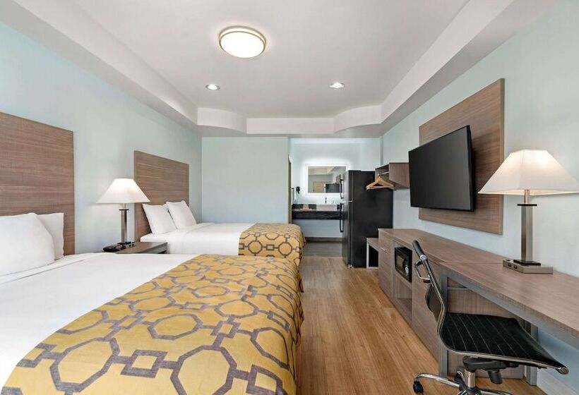 فندق Baymont By Wyndham Kingwood