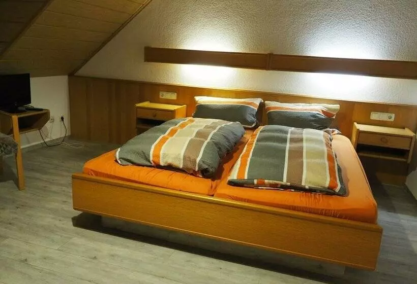 Retkeilymaja Darmstädter Hof