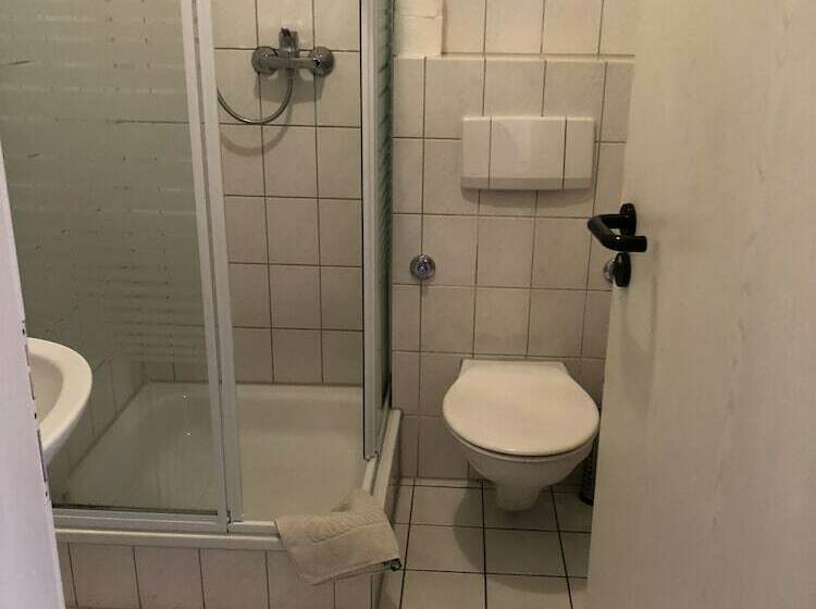 הוסטל Darmstädter Hof