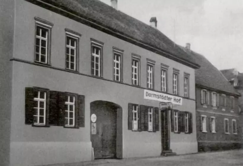 Retkeilymaja Darmstädter Hof