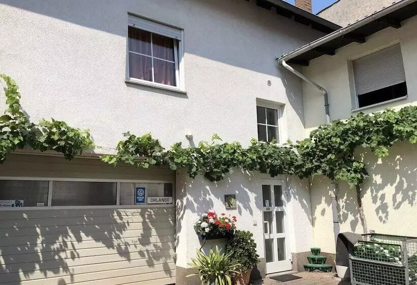 Retkeilymaja Darmstädter Hof