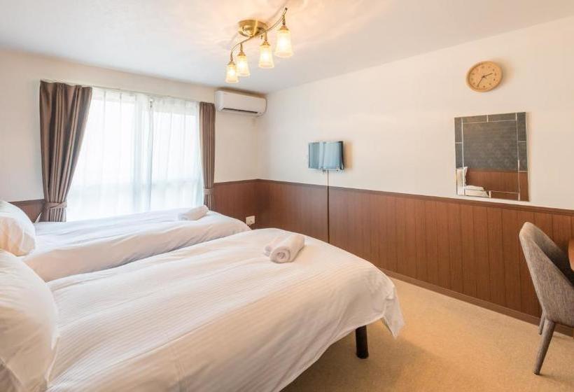 Floral Green Maple House