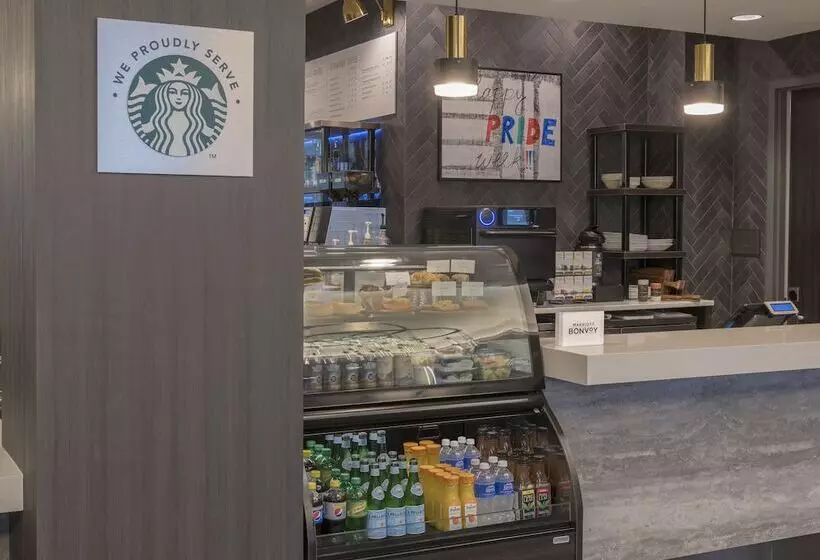 ホテル Courtyard By Marriott Halifax Dartmouth